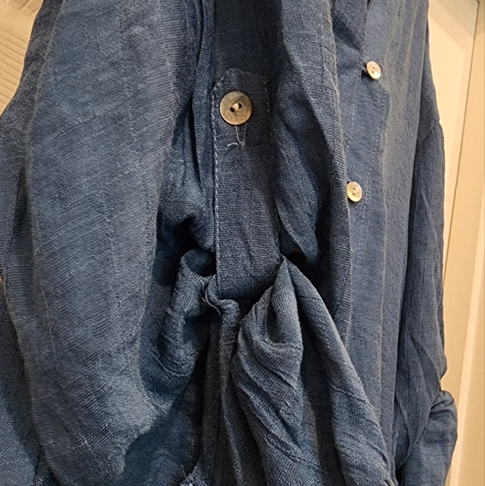 Love Notes Women's Blue Button-Up Top - Picture 4 of 4